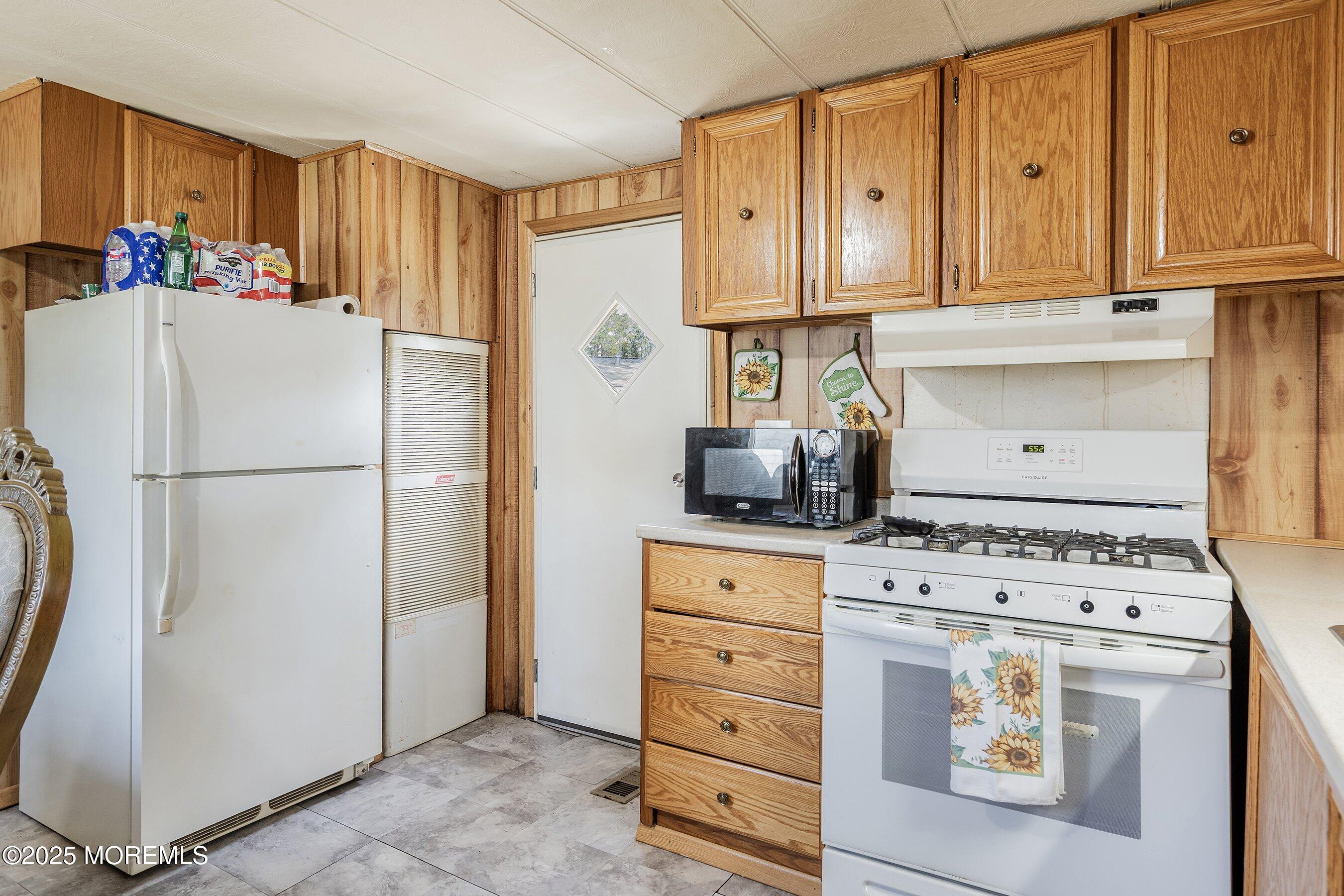 819 North Street, Jackson, NJ, 08527 image 8