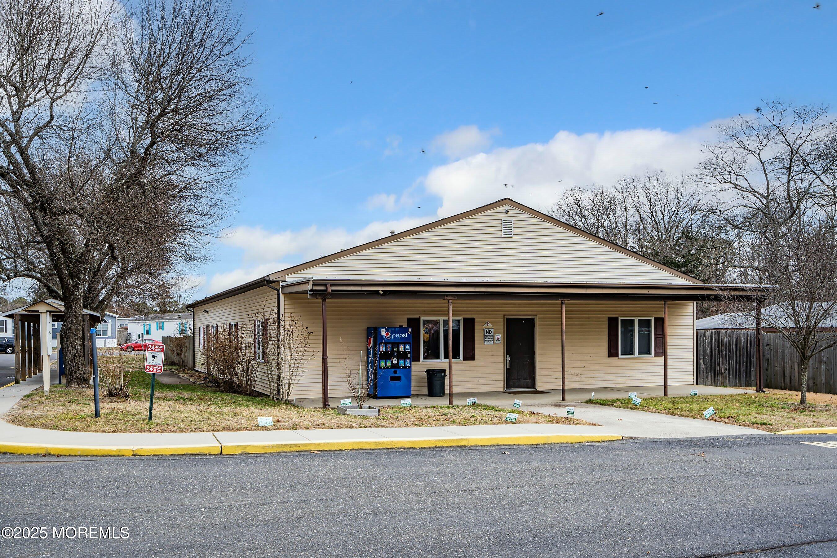 819 North Street, Jackson, NJ, 08527 image 16