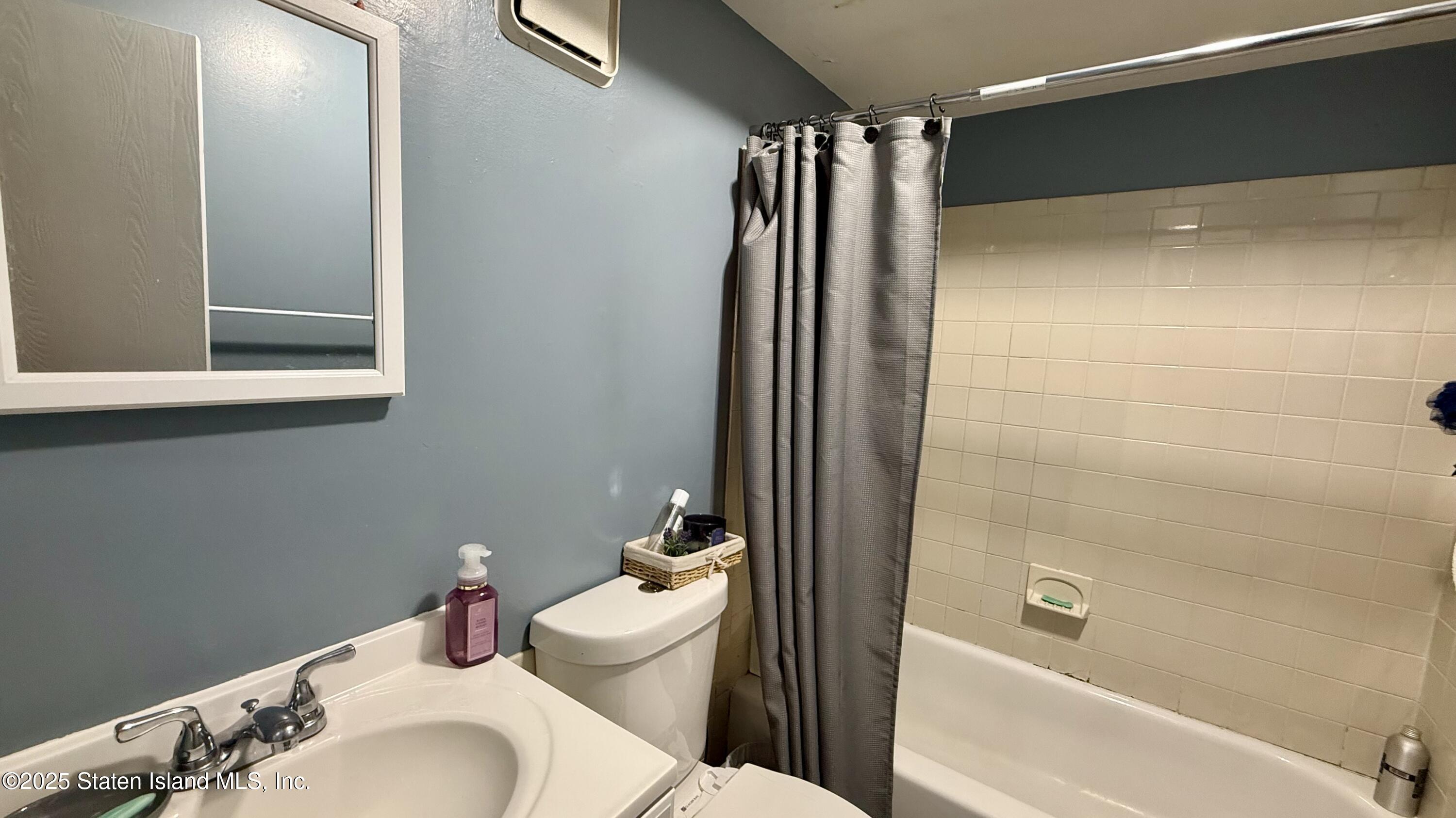 31 Franklin Ln Lane A, Staten Island, NY, 10306 image 11