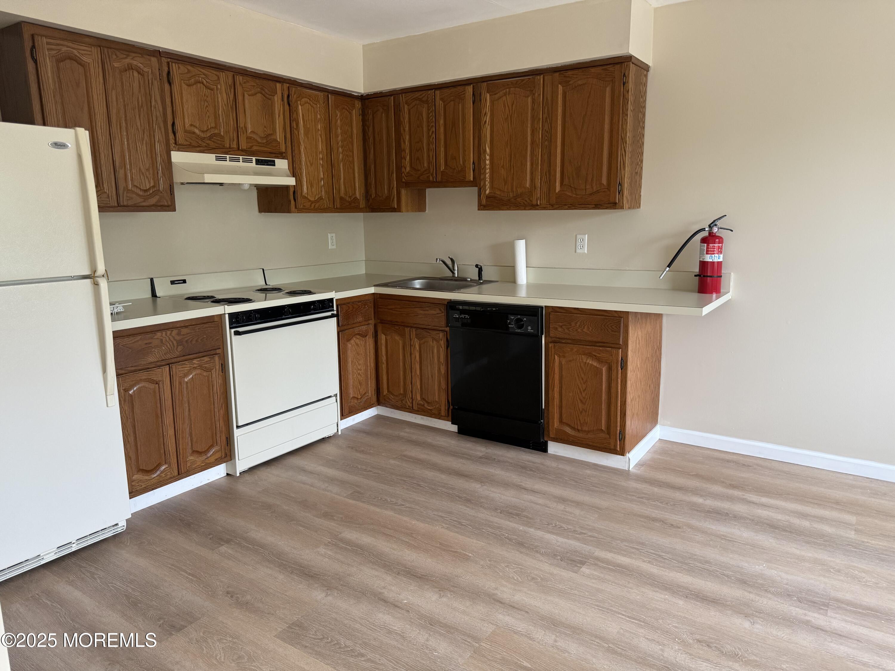 98 Beachway Avenue 9, Keansburg, NJ, 07734 image 12