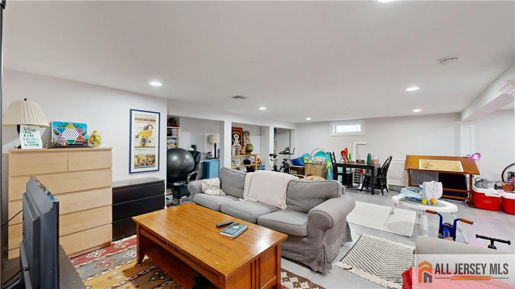 624 Lyman Avenue, Woodbridge Proper, NJ, 07095 image 24