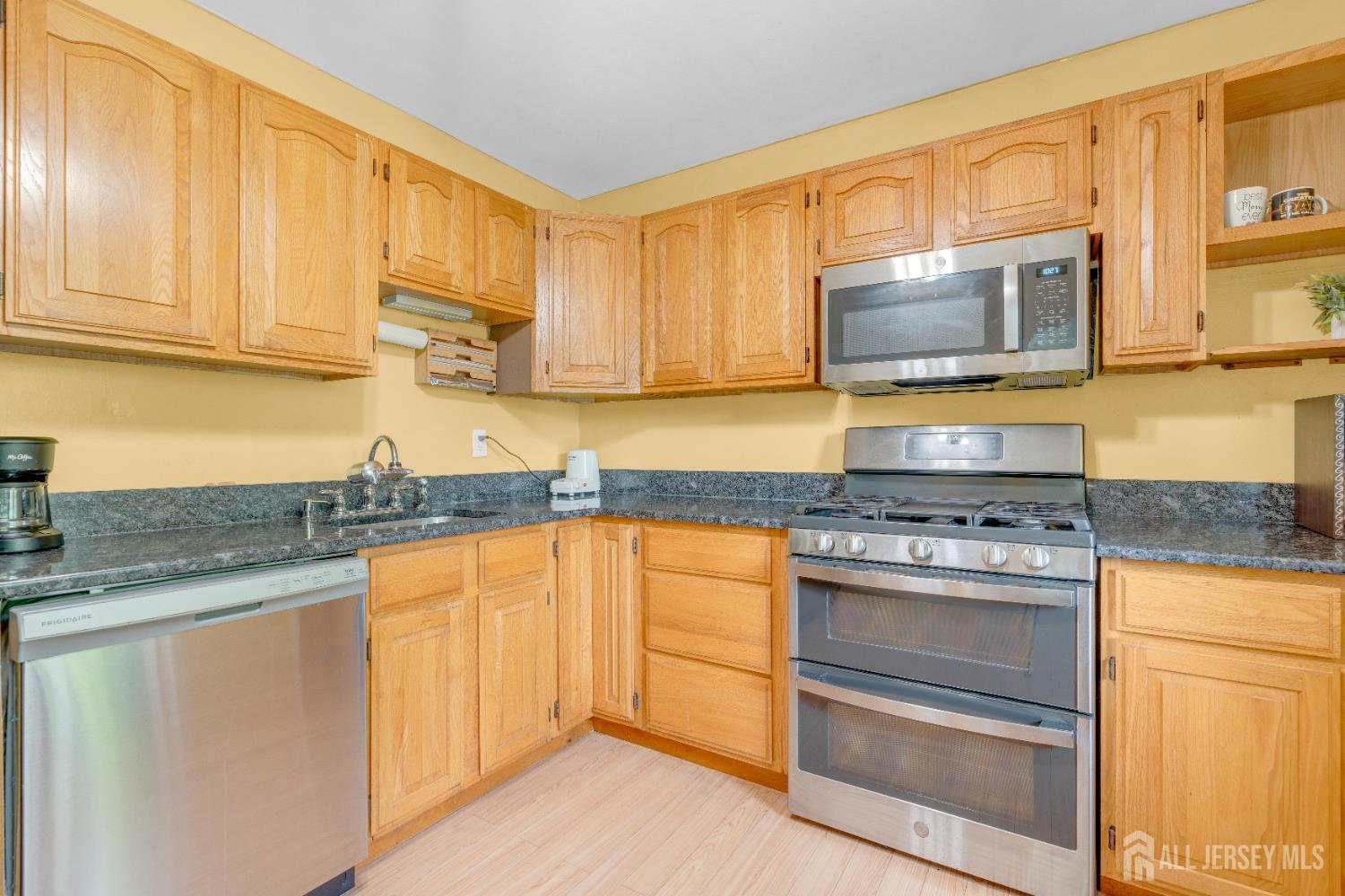 4 Dayton Road, Edison, NJ, 08817 image 10