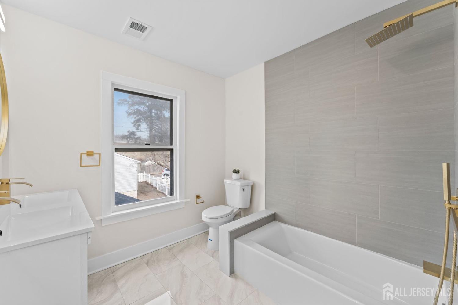 306 Main Street, South Amboy, NJ, 08879 image 24