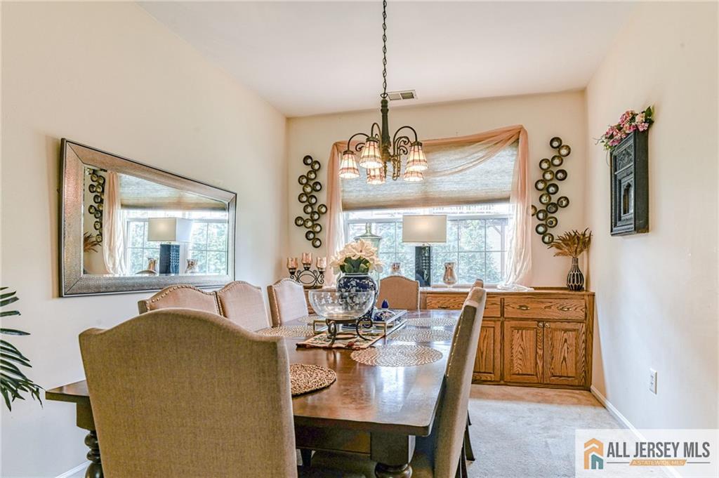 17 Hyde Park Drive Image 5