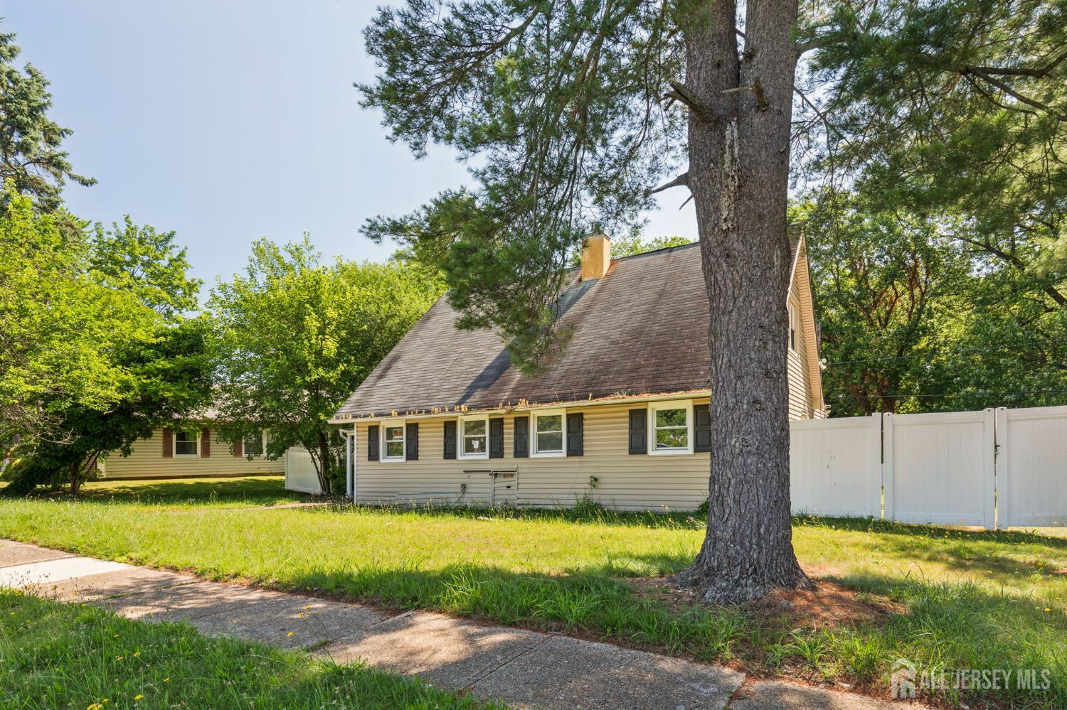 214 Millbrook Drive Image 3