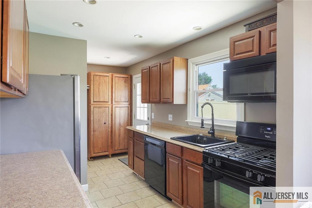 63 W Iselin Parkway, Iselin, NJ, 08830 image 10