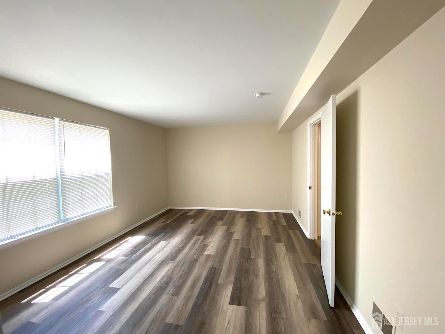 420 Plymouth Road, North Brunswick, NJ, 08902 image 9