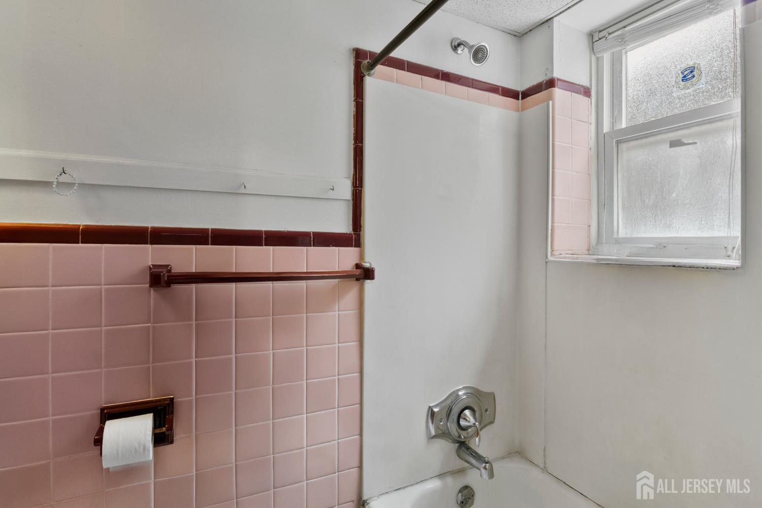 1020 Raritan Avenue, Highland Park, NJ, 08904 image 35