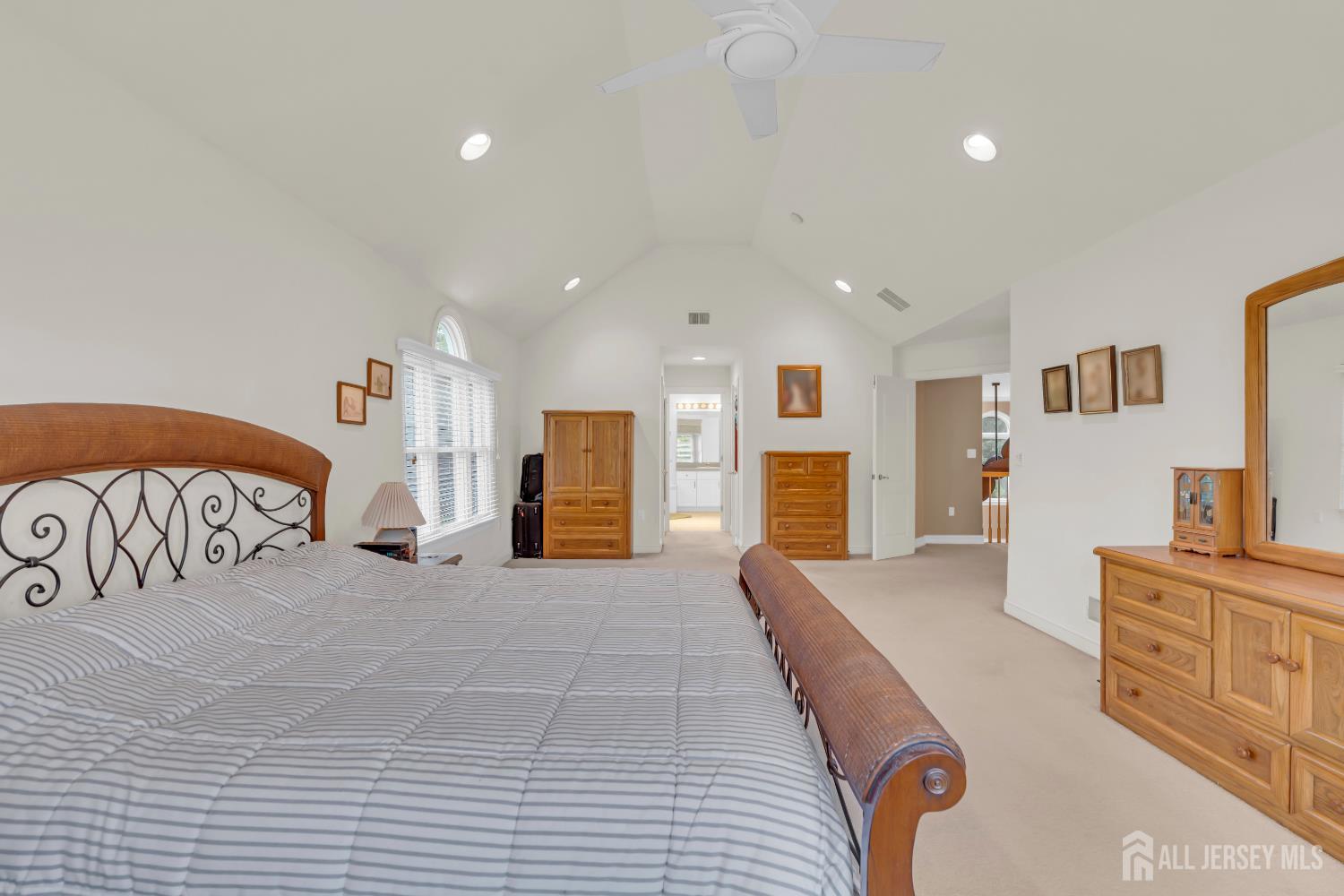 329 Valley View Circle, Freehold Twp, NJ, 07728 image 13