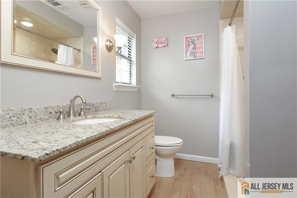 22 Palomino Place, Tinton Falls, NJ, 07701 image 15