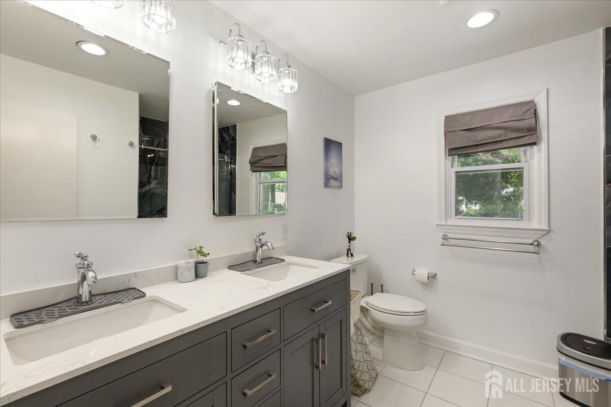 8 Garfield Court, North Brunswick, NJ, 08902 image 11