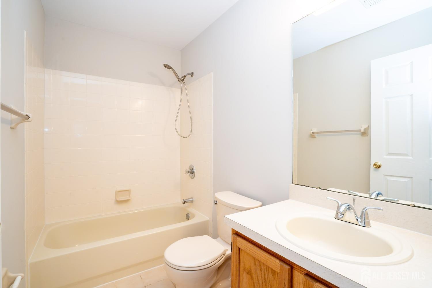 17 Larkspur Drive, South Brunswick, NJ, 08810 image 35