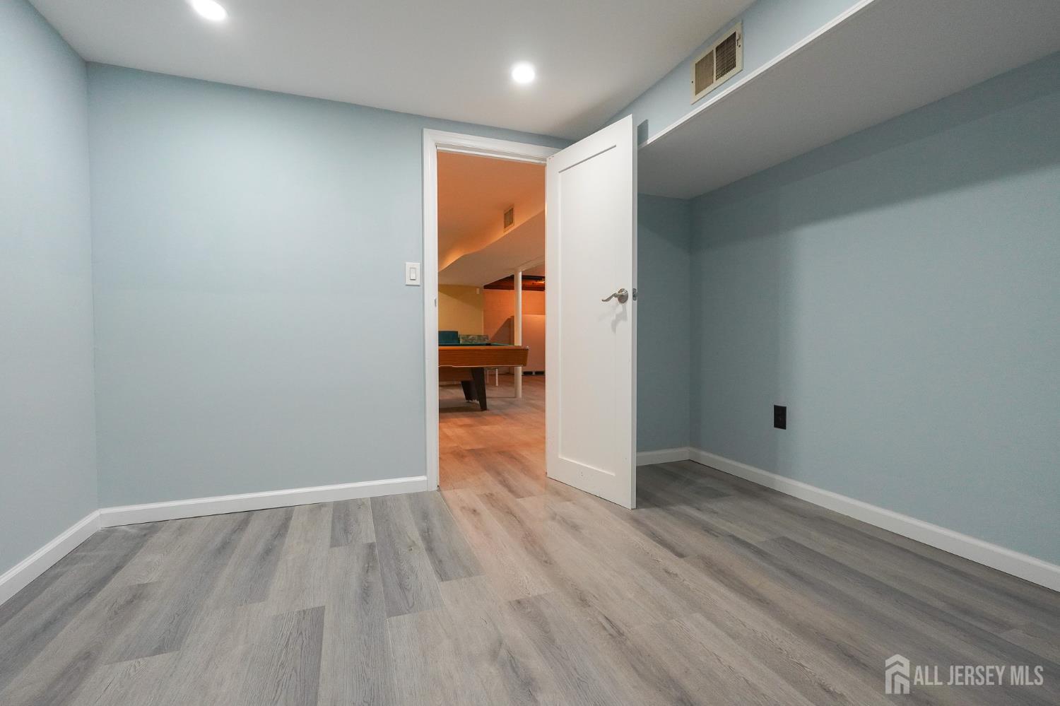51 Vera Street, Piscataway, NJ, 08854 image 43