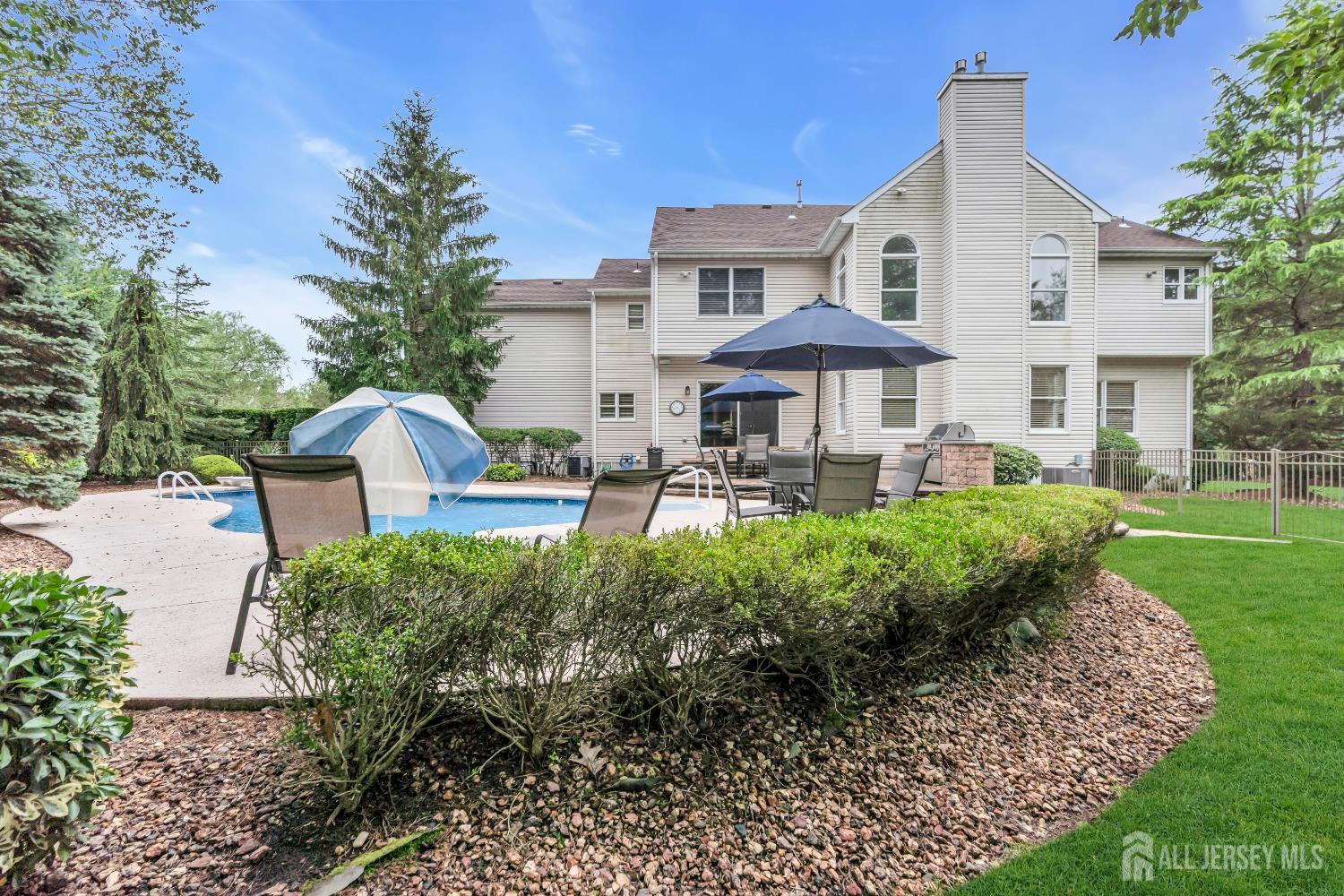 329 Valley View Circle, Freehold Twp, NJ, 07728 image 75