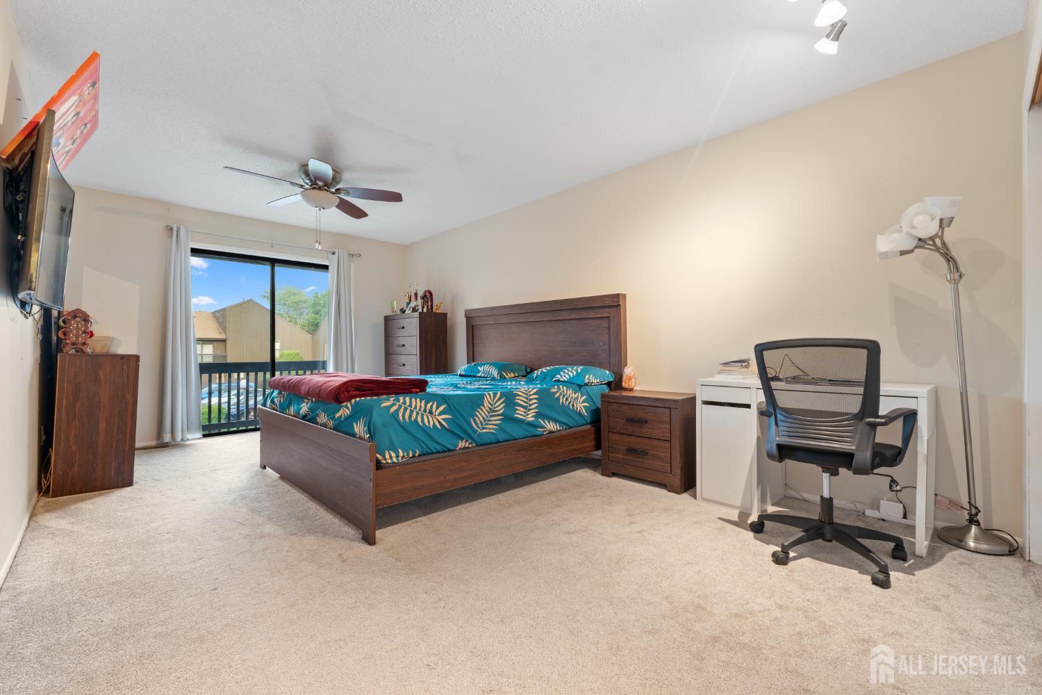 348 Westgate Drive, Edison, NJ, 08820 image 35