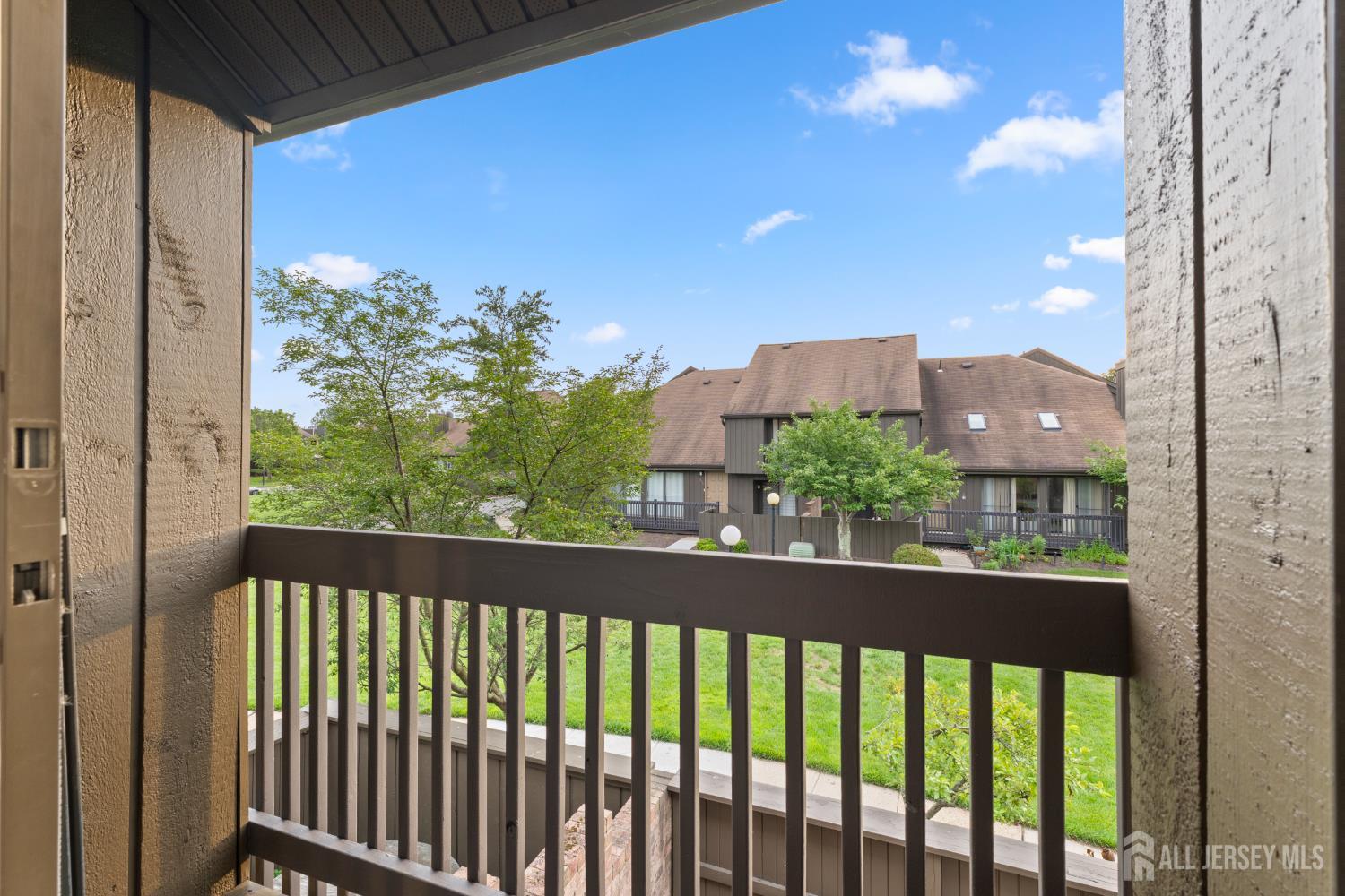 348 Westgate Drive, Edison, NJ, 08820 image 32