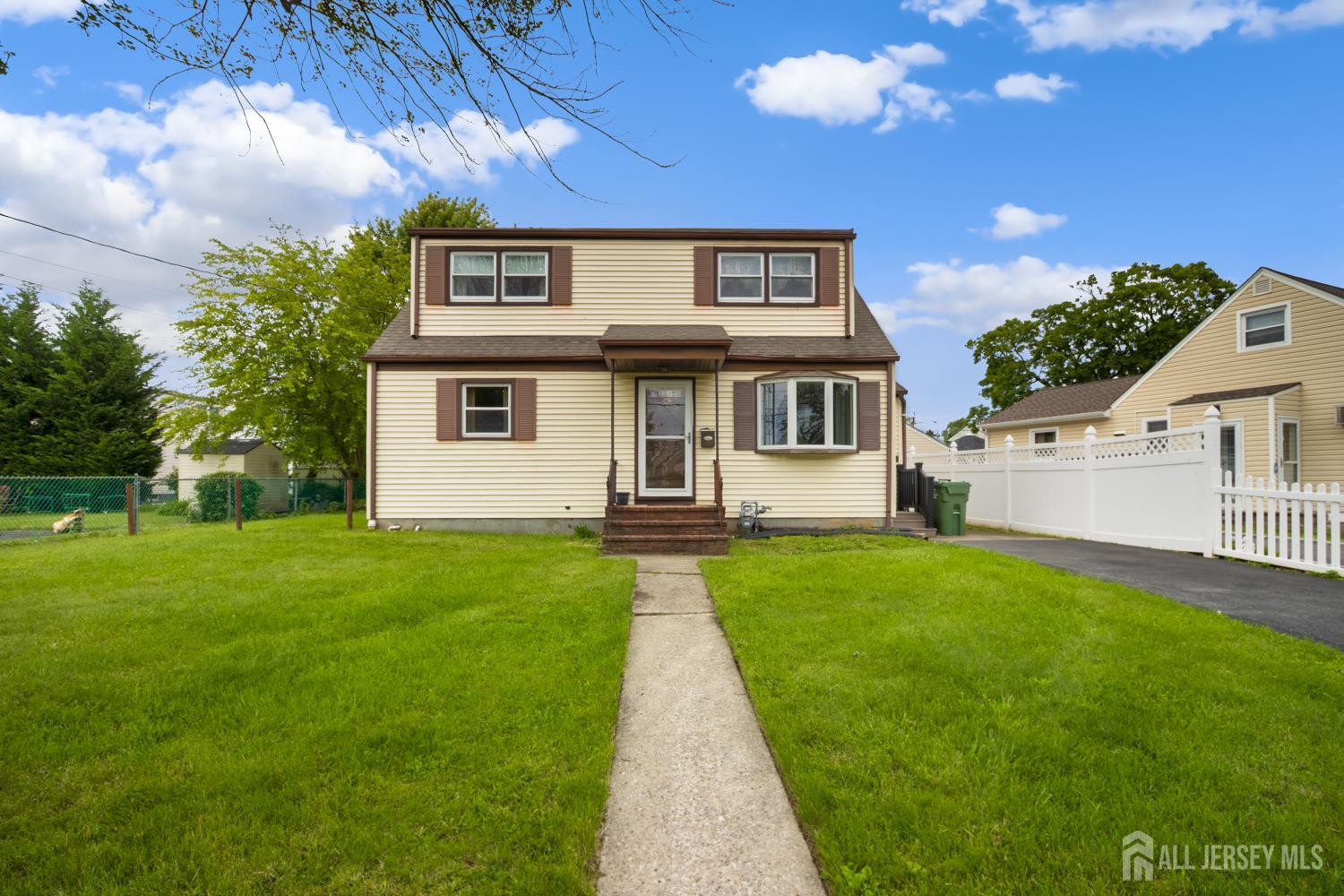 3 Seymour Avenue Image 2