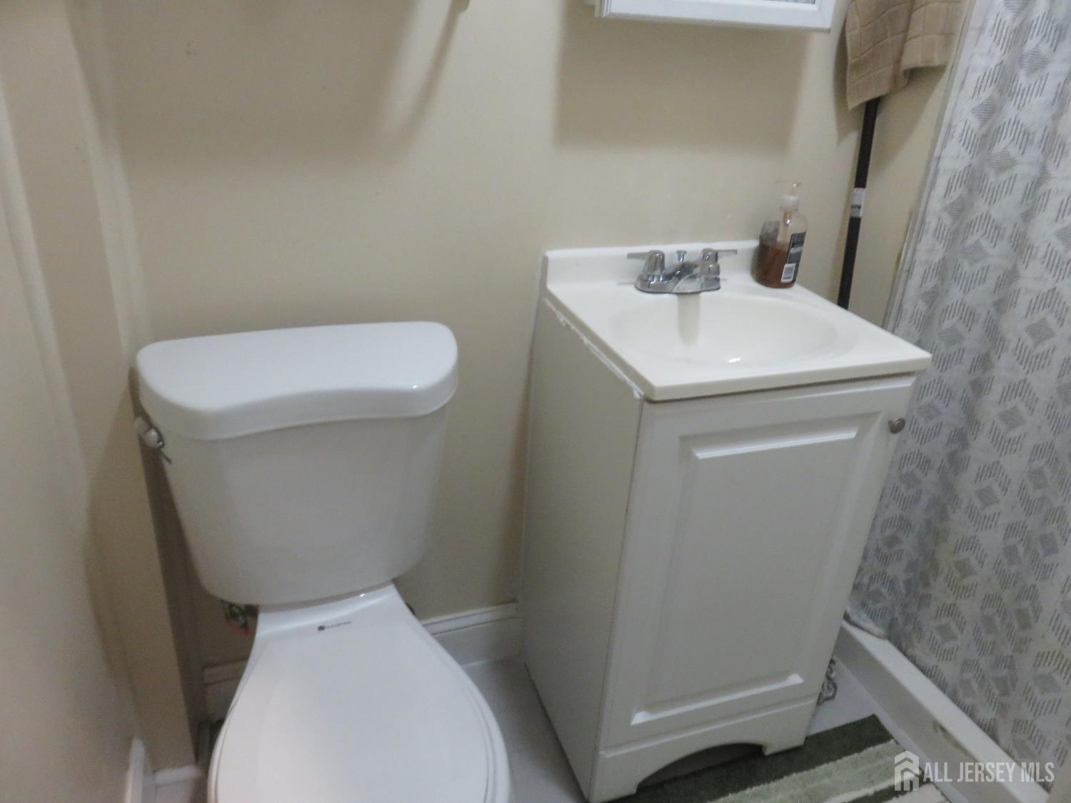 325 Goodwin Street, Perth Amboy, NJ, 08861 image 24