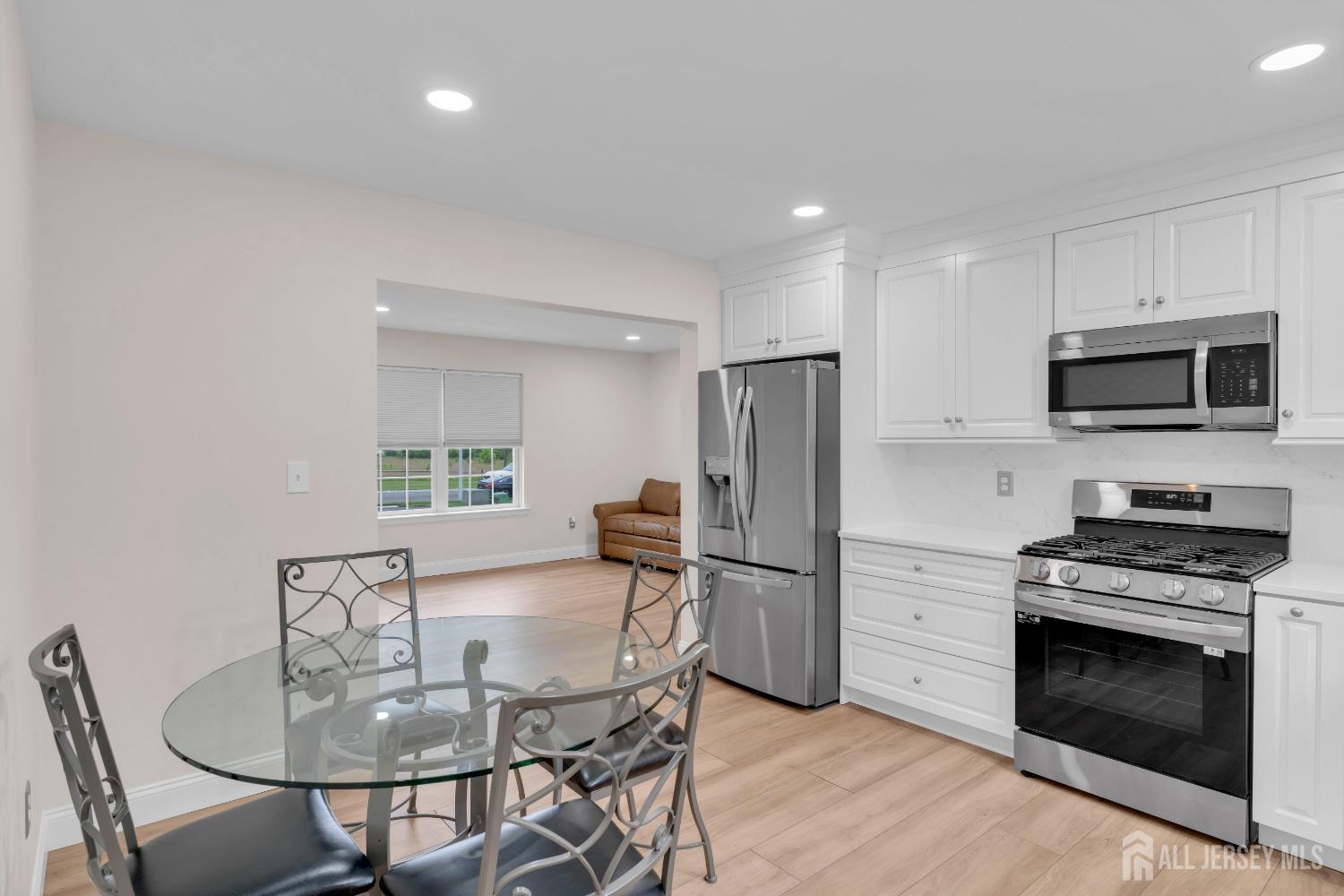 3 Malibu Court, Jackson, NJ, 08527 image 38