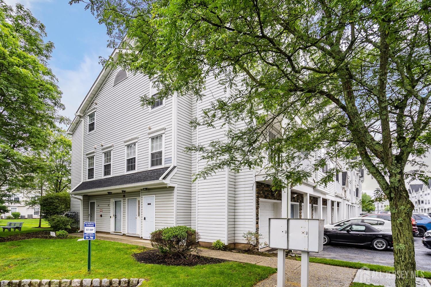 116 Prestwick Way Image 1