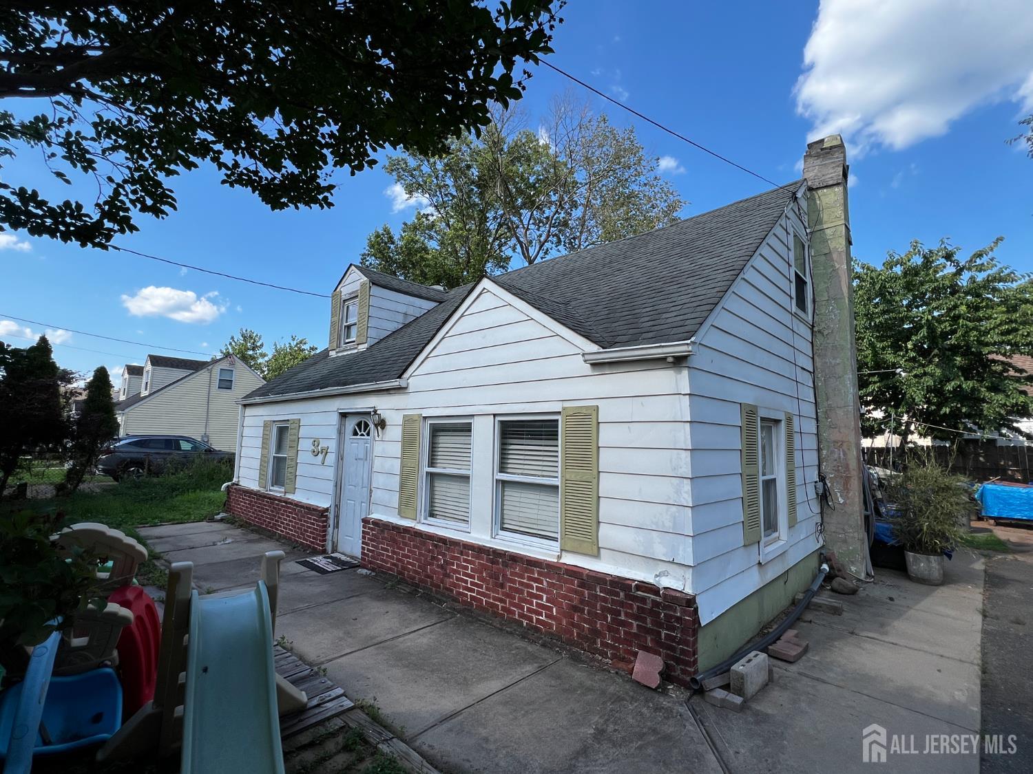 37 N Randolphville Road, Piscataway, NJ, 08854