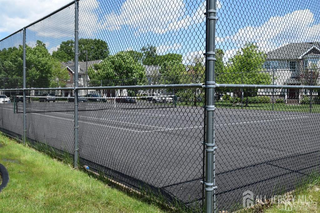73 Forest Drive Image 4