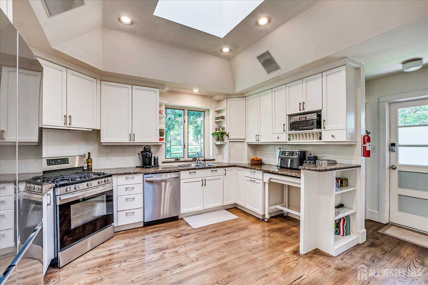 227 Lawrence Avenue, Highland Park, NJ, 08904 image 20