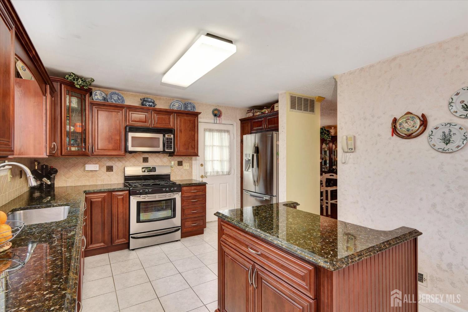 6 Thrush Court, Old Bridge, NJ, 08857 image 12
