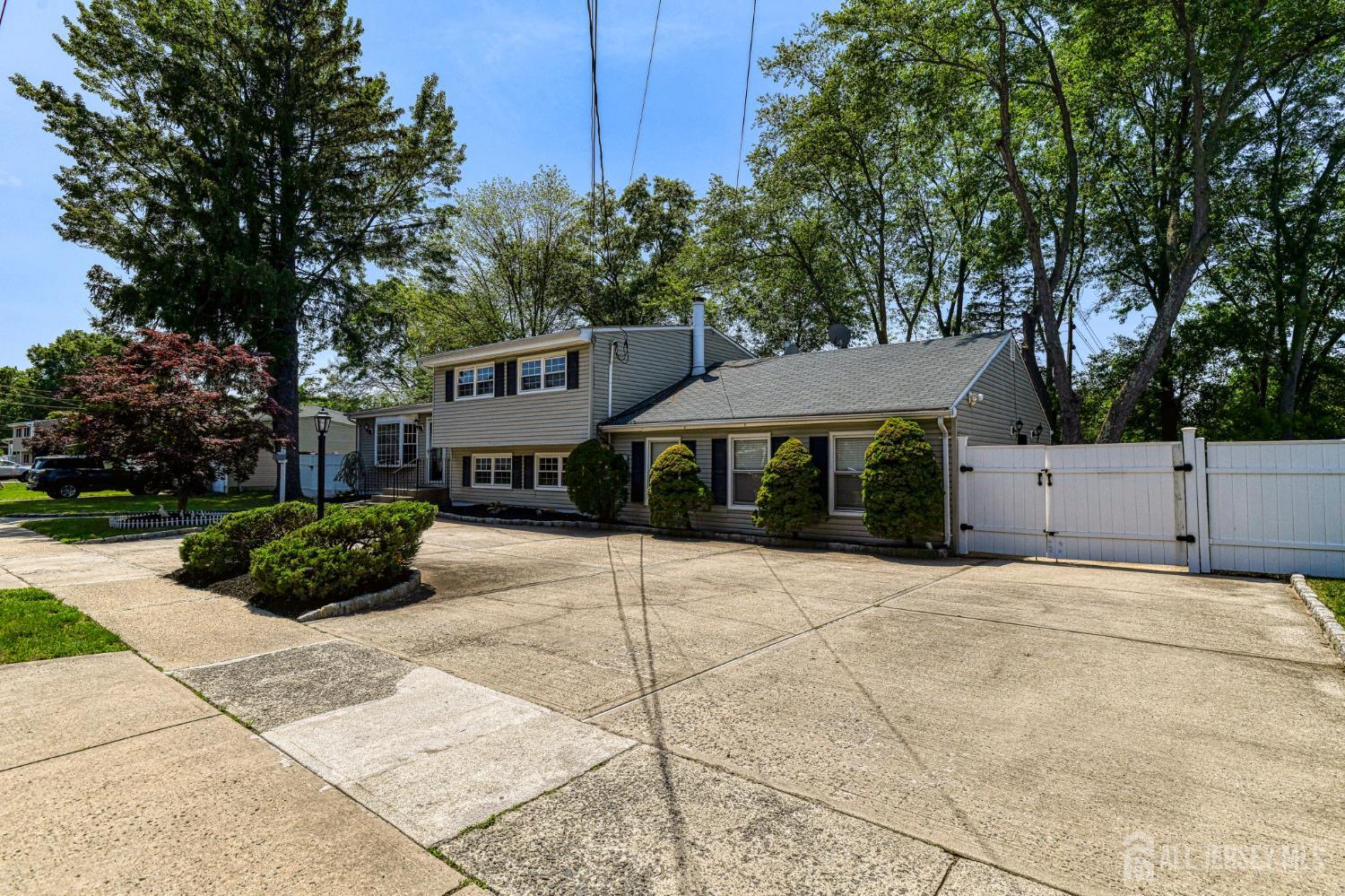 281 Cindy Street, Old Bridge, NJ, 08857 image 44