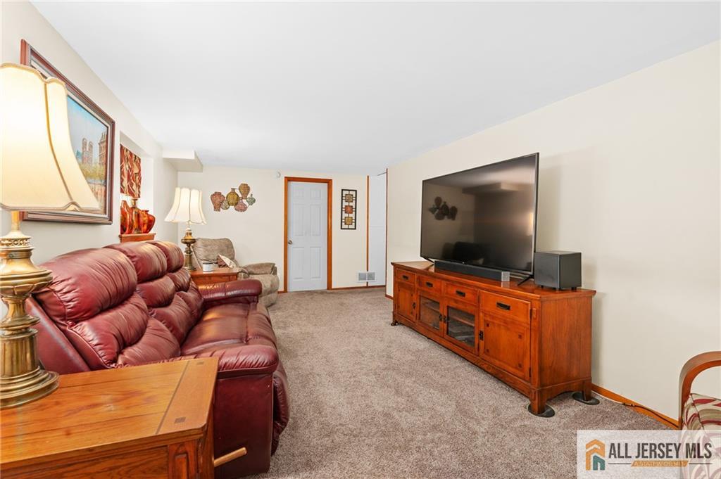 19 Wendy Drive, Old Bridge, NJ, 08857 image 10