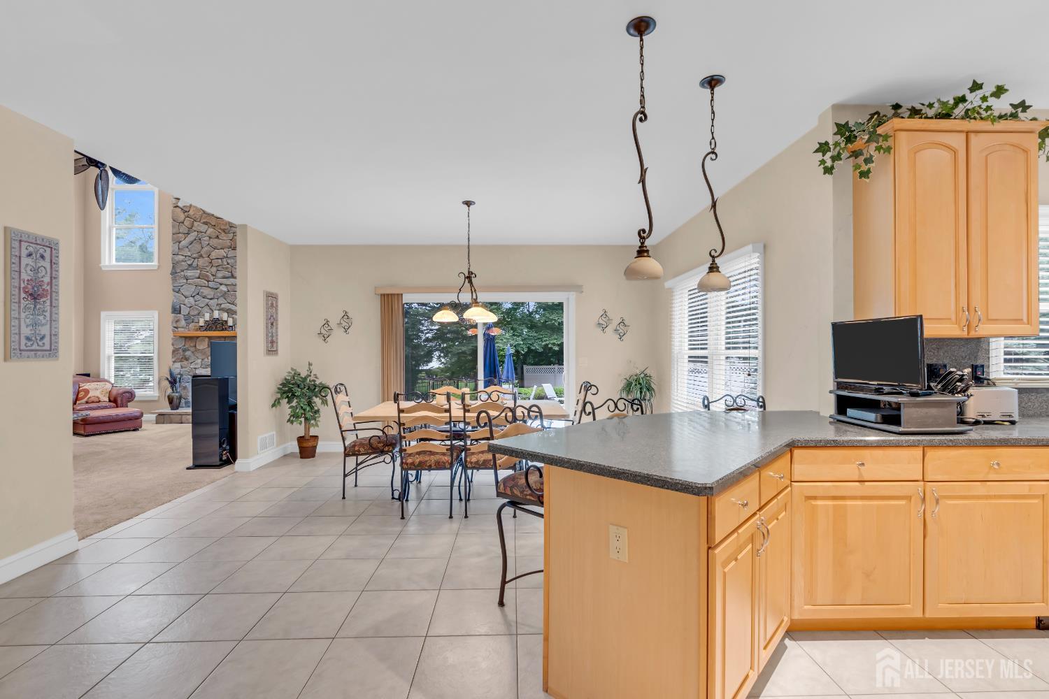 329 Valley View Circle, Freehold Twp, NJ, 07728 image 64