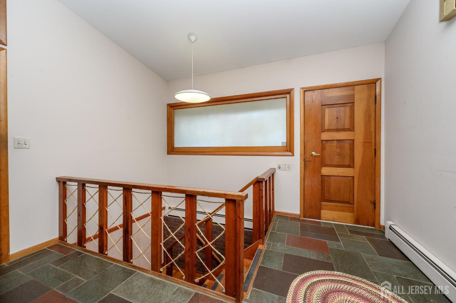 38 Heather Lane, Colonia, NJ, 07067