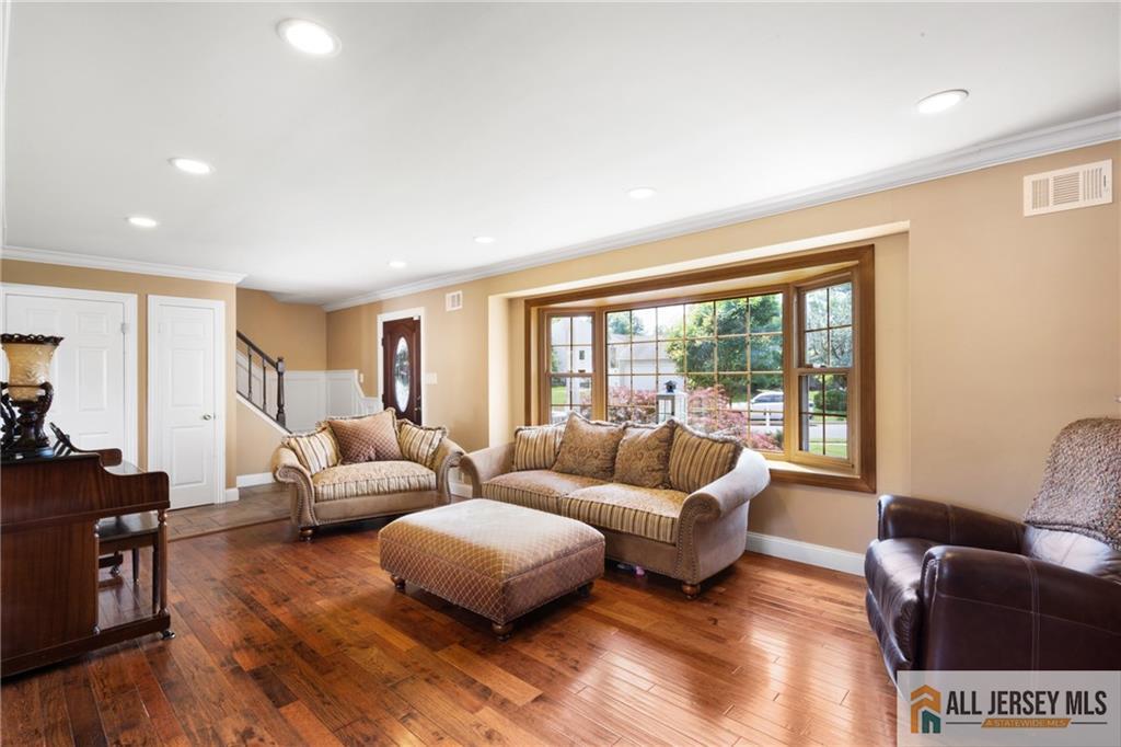 49 Lavender Drive, Edison, NJ, 08820 image 7