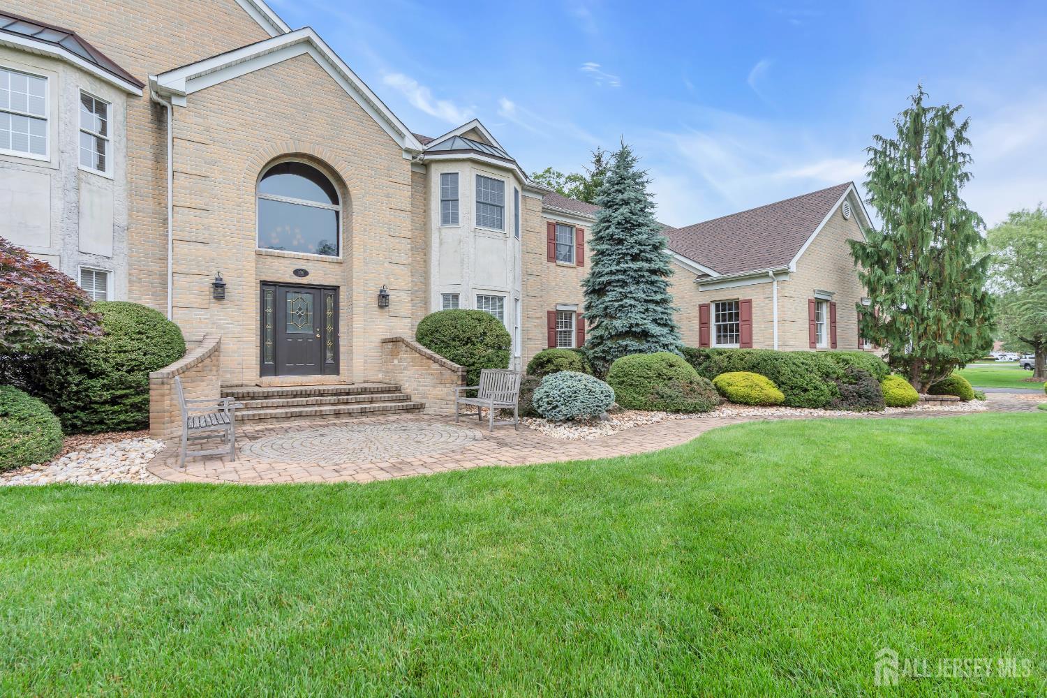 329 Valley View Circle, Freehold Twp, NJ, 07728 image 92