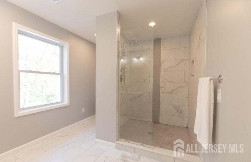 25 4th Place, Piscataway, NJ, 08854 image 11