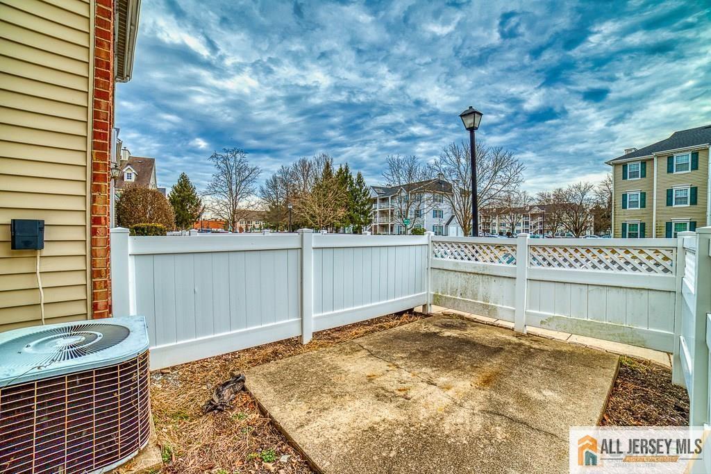 115 Albury Way, North Brunswick, NJ, 08902 image 10