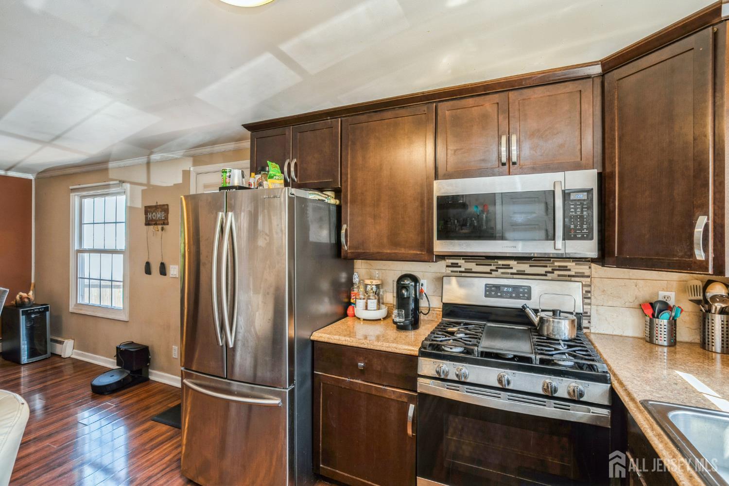 16 Taft Avenue, Edison, NJ, 08817 image 8