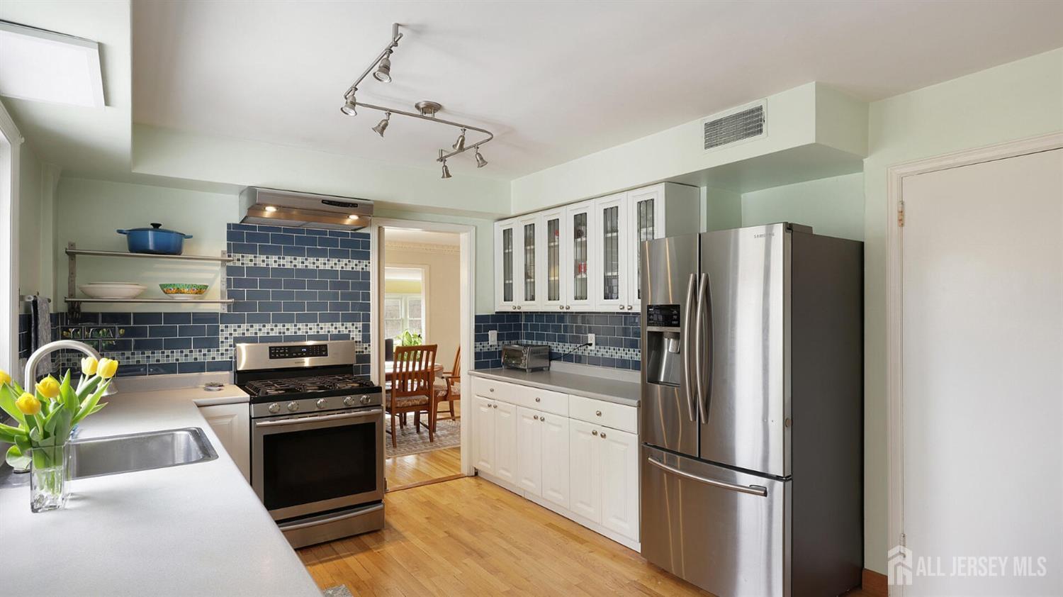 707 S 1st Avenue, Highland Park, NJ, 08904 image 13