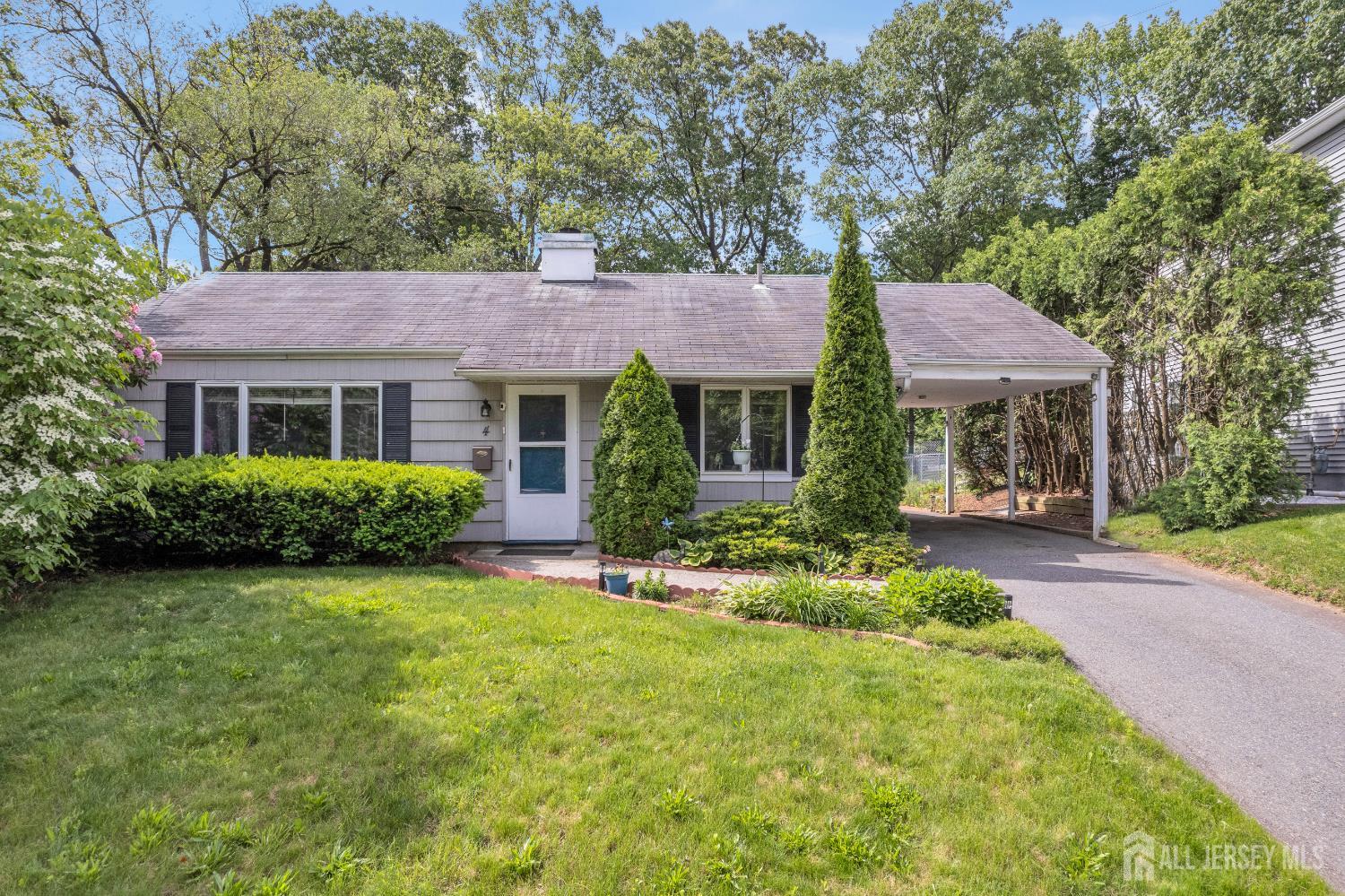 4 Dayton Road Image 1