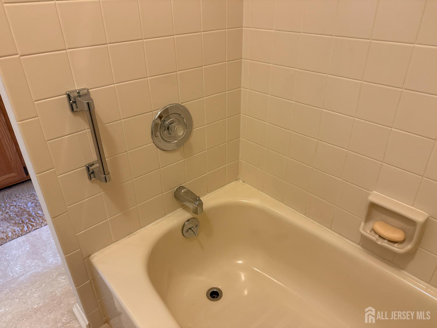 1 Allen Court, Manalapan, NJ, 07726 image 53