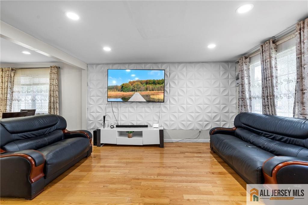 19 Edgegrove Street, Edison, NJ, 08837 image 8