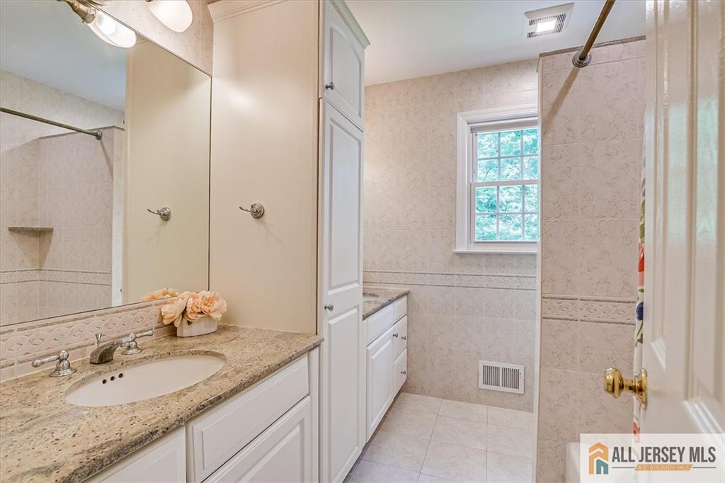 13 Douglass Drive, South Brunswick, NJ, 08540 image 37