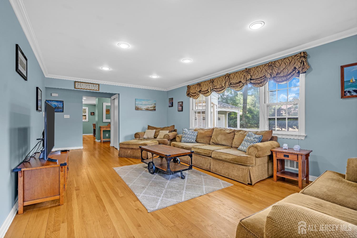 384 Gerry Road, North Brunswick, NJ, 08902 image 15