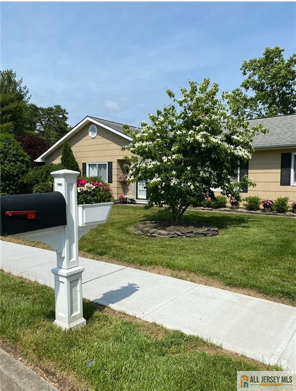 8 N Rhoda Street, Monroe, NJ, 08831