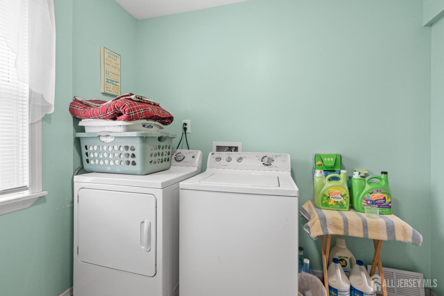 175 W Shore Avenue, Bogota, NJ, 07603 image 32