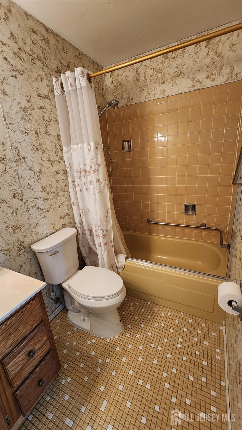 4 Florida Court, Old Bridge, NJ, 07747 image 23