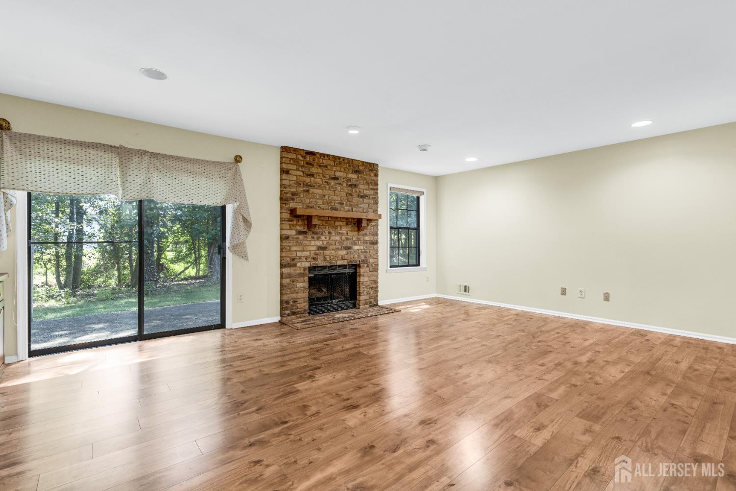 3604 Spring Brook Drive, Edison, NJ, 08820 image 22
