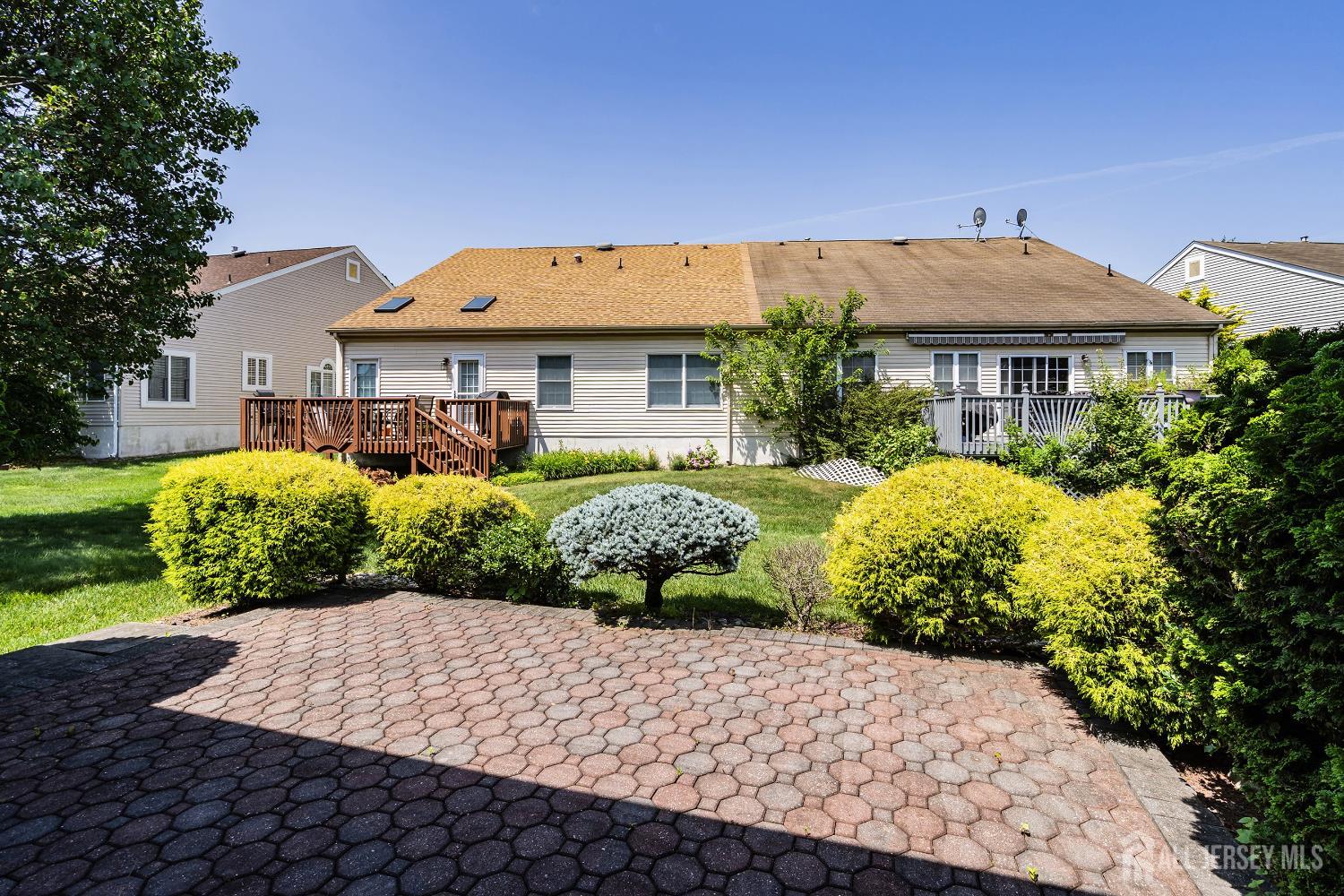 17 Severn Way, Monroe, NJ, 08831 image 28