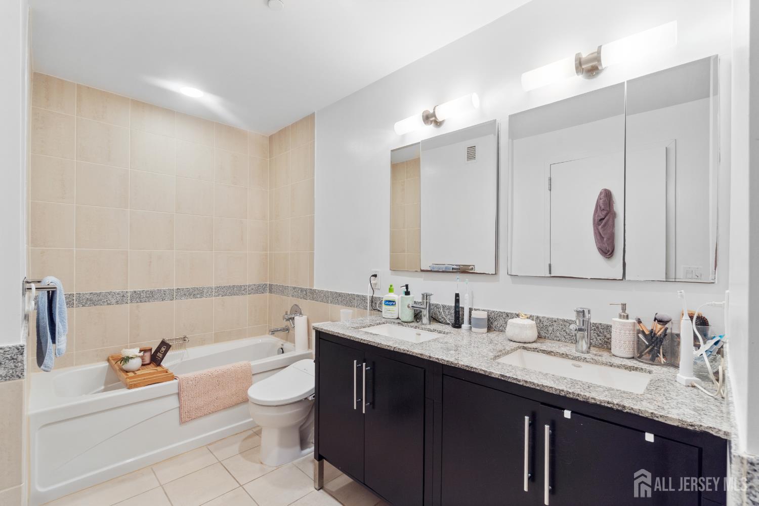 1 Shore Lane 619, Jersey City, NJ, 07302 image 24