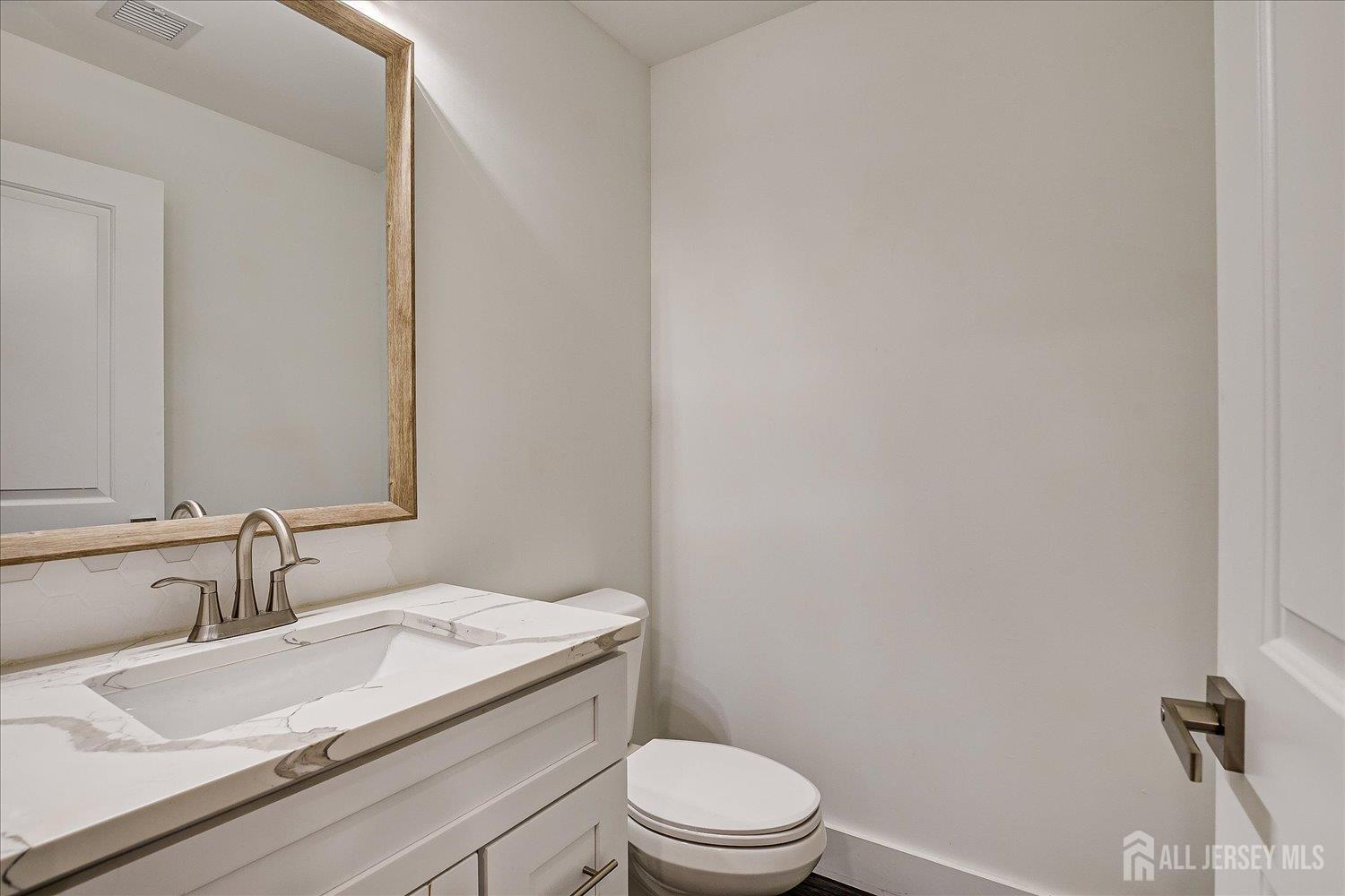 240 Main Street, South Amboy, NJ, 08879 image 28